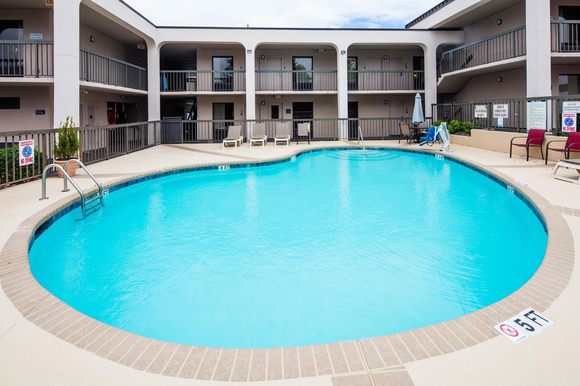 Motel 6 Fayetteville - I-95 エクステリア 写真